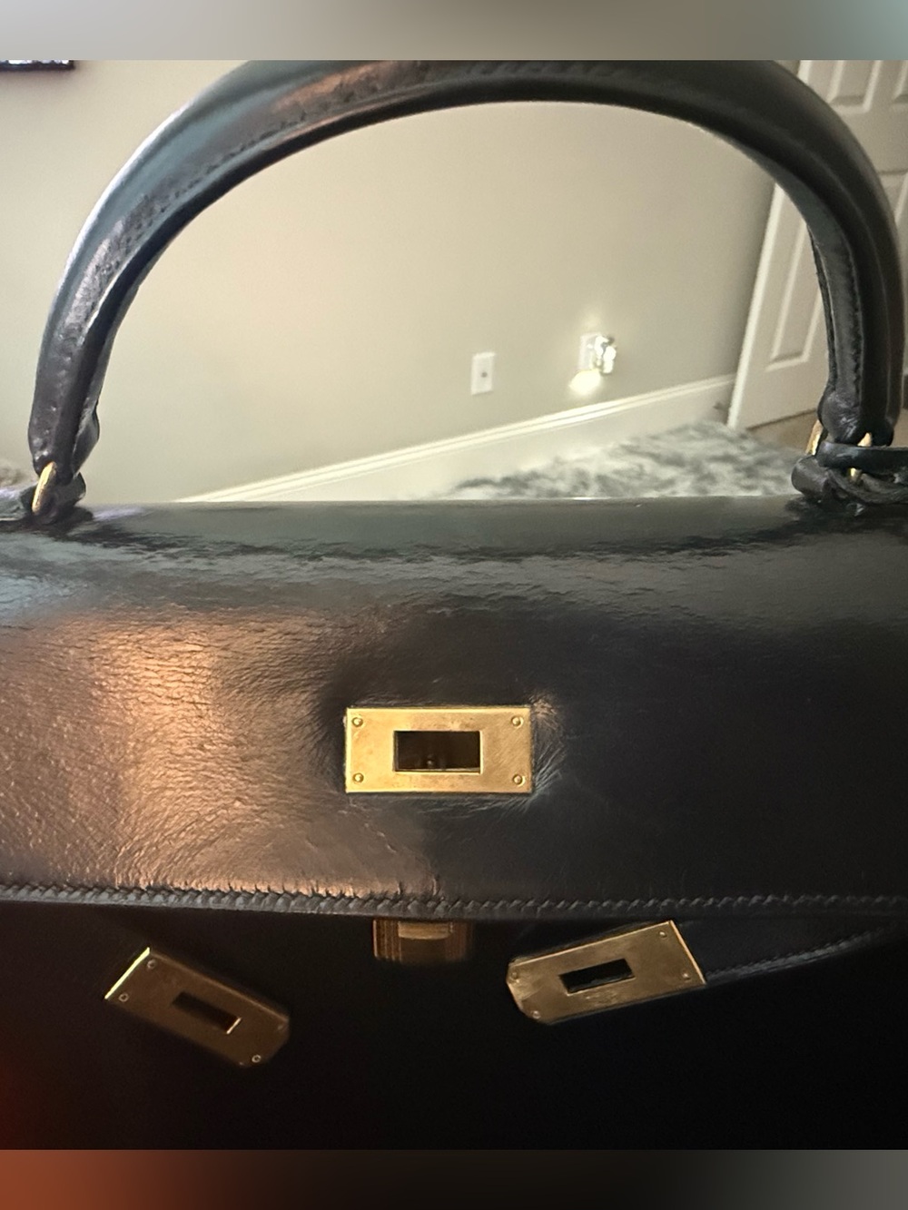 Ultra Vintage 1960 Hermes Kelly 32 Box Calf Dust Bag, Lock/Key/Clochette, Strap - Picture 13 of 17
